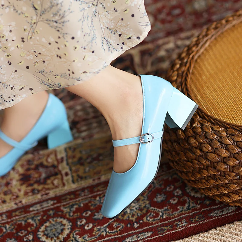

YQBTDL 2022 Brand New Mary Janes Pumps Women Patent Leather Square Toe Buckle Straps Fashion Girl Princess Dress Shoes Handmade