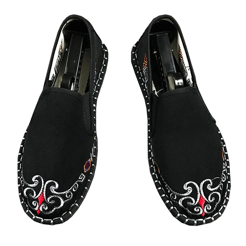 Брендовая Качественная мужская обувь на плоской подошве с вышивкой Модная
