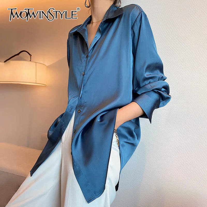 

Shirts & Blouses