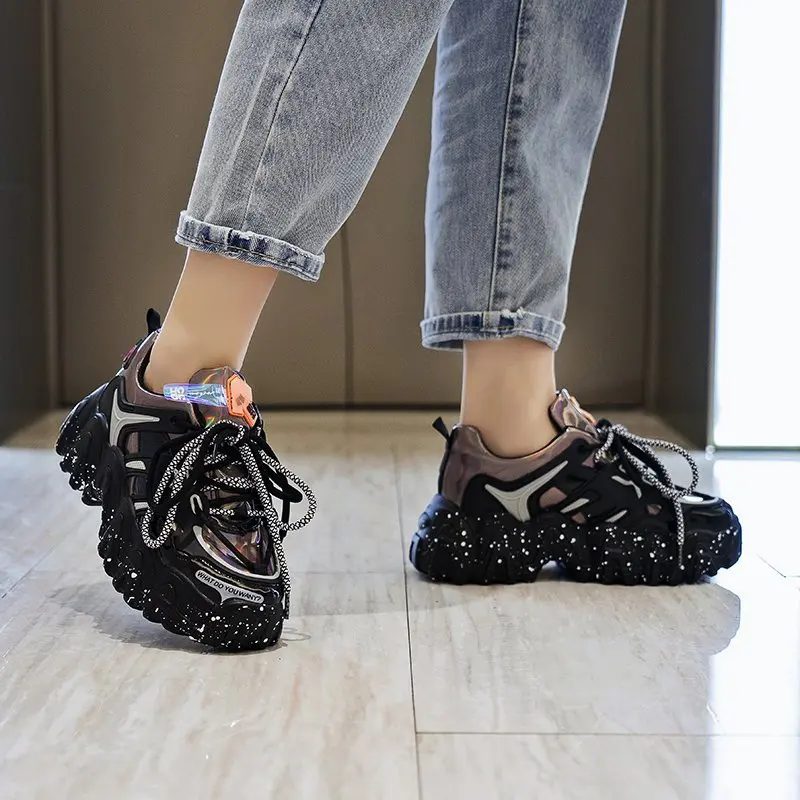 New Women Platform Sneakers Famale Casual Daddy Shoes Classic Style Ladies Trainers Footwears Fashion Design Women's Shoes