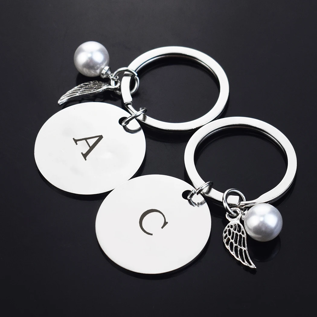 

Новое поступление 2020, 26 букв, искусственная Бриллиантовая бижутерия из нержавеющей стали с искусственным жемчугом, металлическая цепочка д...