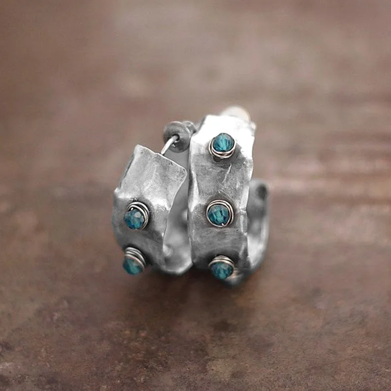 

Cute Female Green Turquoise Earrings Charm Silver Color Stud Earrings Vintage Bride Double Wedding Earrings For Women