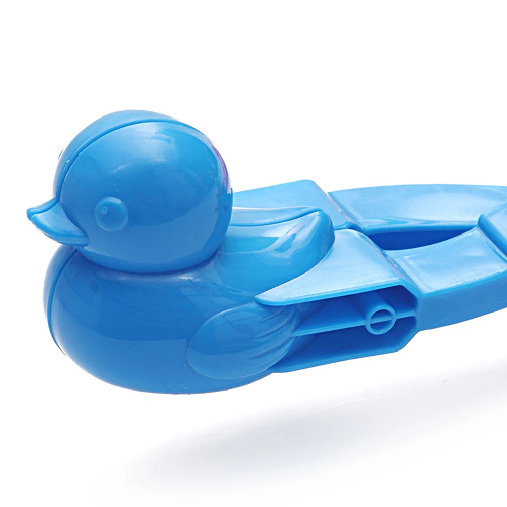 

Plastic Snowball Maker Duck Kids Outdoor Snow Ball Clip Mold Toys Random for Kids Boys Girls Gifts Education Toys