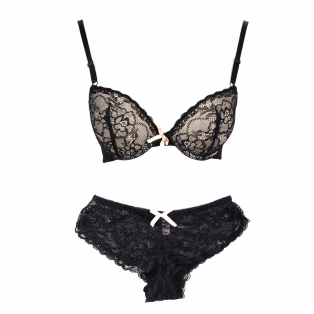 Комплект женского кружевного нижнего белья с чашками пуш-ап | Женская одежда