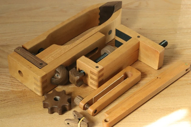 Деревянное кожевенное ремесло ручная строчка шнуровка шитье лошадь зажим для