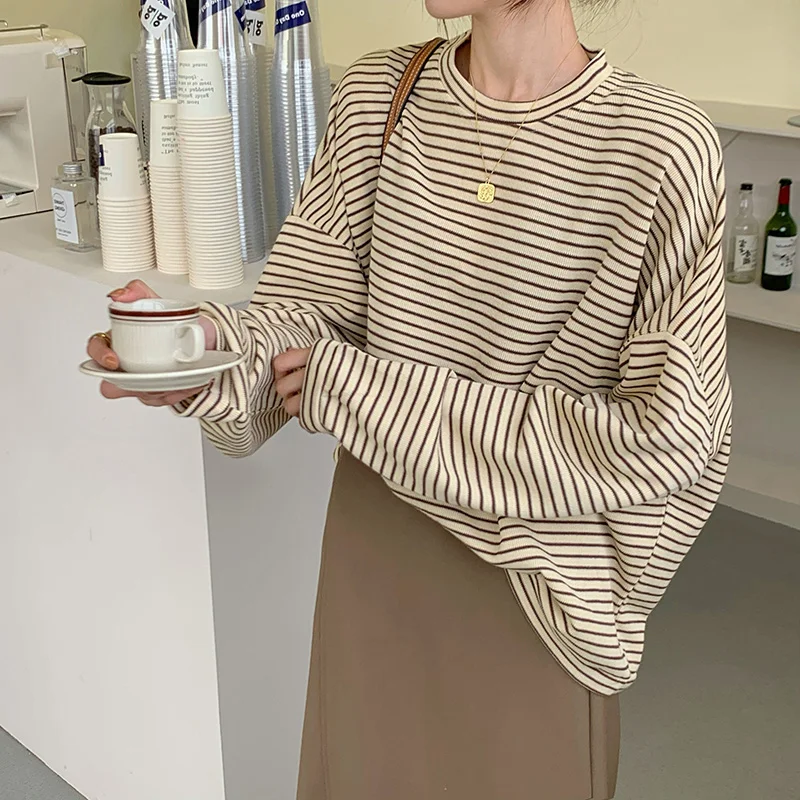 

College Style Striped T-shirt Woman Full Sleeve Loose Tees Women Simple Autumn Casual T-shirts Harajuku Women's Top