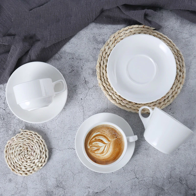 Керамические кофейные кружки блюдца в европейском стиле с большим горлышком