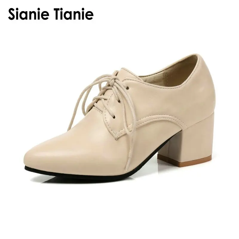 Женские туфли-оксфорды на квадратном каблуке с острым носком шнуровке | Обувь