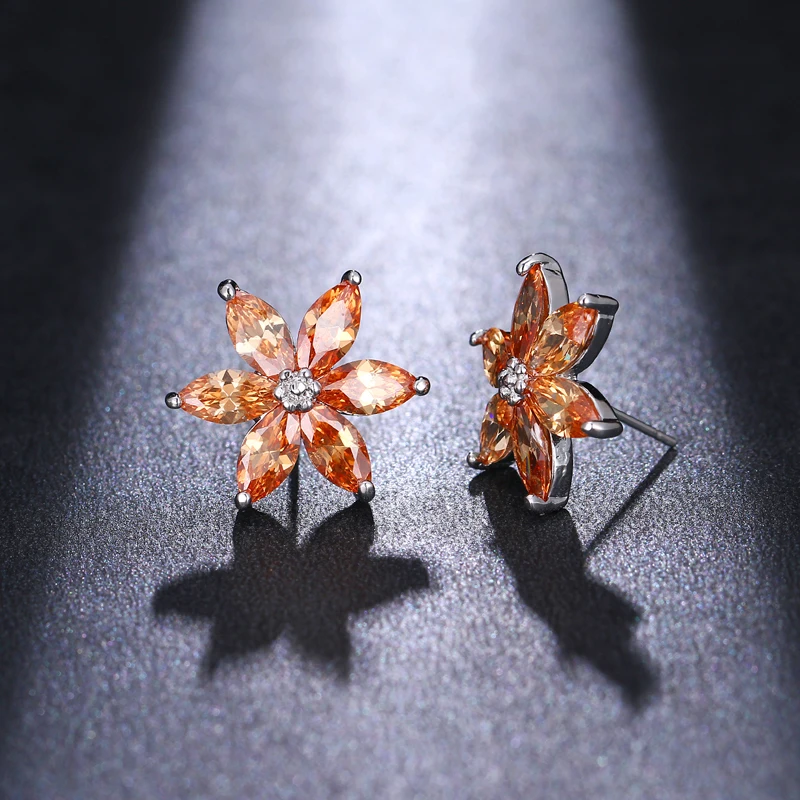 Женские серьги гвоздики с фианитами Be8 элегантные в форме цветка шампанского