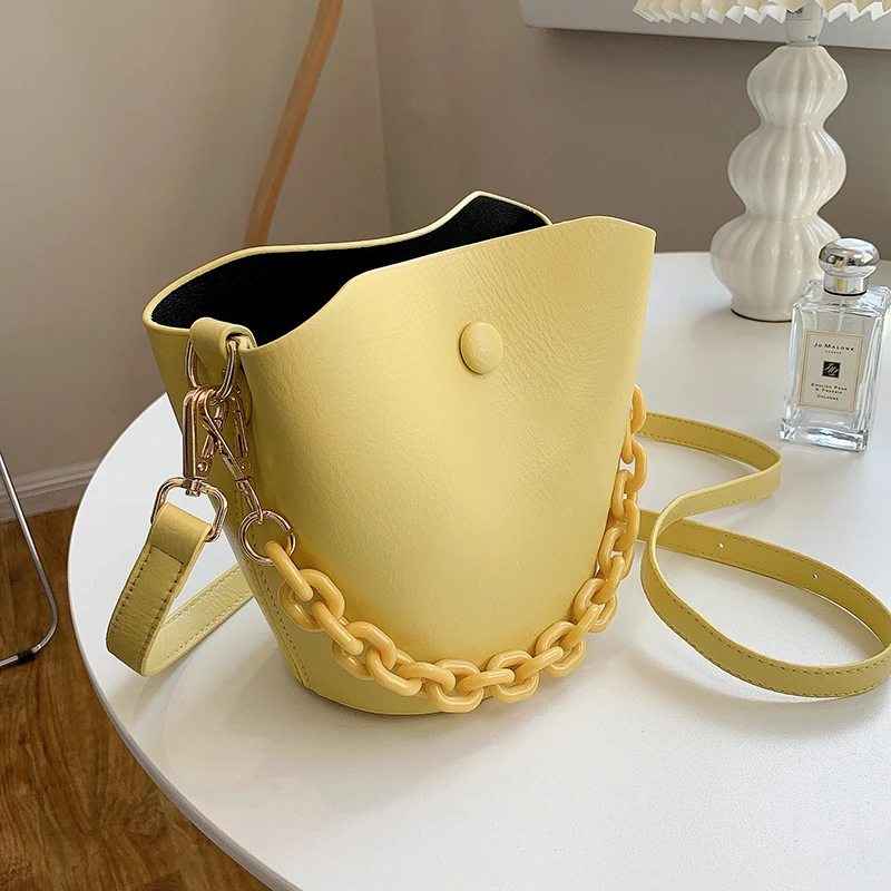 

Summer Small Fresh Bag Women's Bag 2021 New Fashion Messenger Bag High Texture Chain Portable Bucket Bag