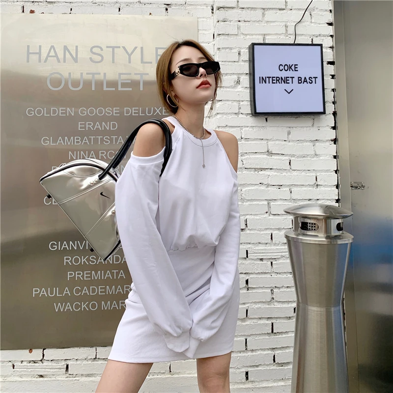 

Firm offers to film all the design feels long-sleeved niche han edition dress show thin shoulder waist skirt