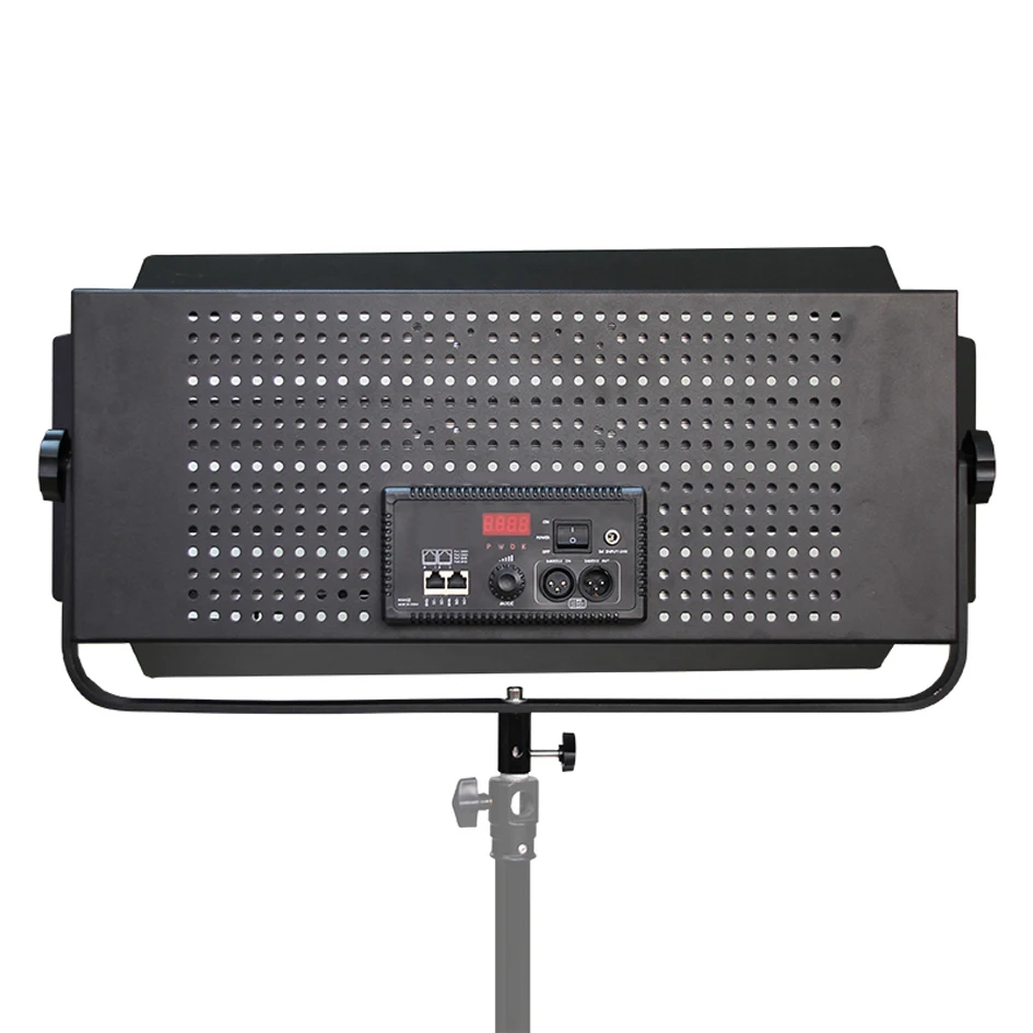 Светодиодный светильник ALUMOTECH Pro 3200 5500 K регулируемый 1000 шт. с DMX для фотостудии|studio