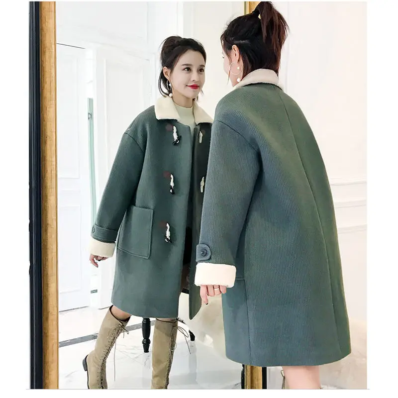 

Fashion Retro Horn Buckle Wool Coat 2019 Women Winter Blend Woolen Overcoat Lady Jacket Lamb Lapel Loose Casual Outerwear f1500