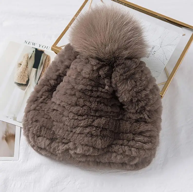dark camel YC Fur мягкие теплые настоящие меховые шапки головные уборы для женщин эластичные вязаные шапки из меха кролика рекс шапки большого размера помпоны из лисьего меха женская шапка - Цвет: dark camel