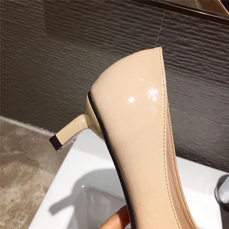 Модные женские туфли Цвет БЕЖЕВЫЙ открытые на высоком каблуке Классические