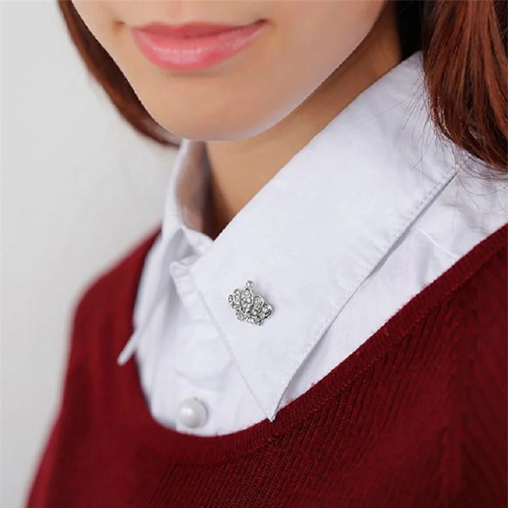 

Fashion Crystal Brooch Luxury Retro Gold Crown Brooch Female Rhinestone Pin Unisex Charming Crown Brooch Collar Pin Gifts