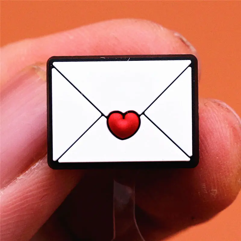 1pcs Love Letter Shoe Decoration Accessories Broken Heart Lollipop Yes Girl No Thanks Croc Charms for Bracelets Jibz Kids Gifts