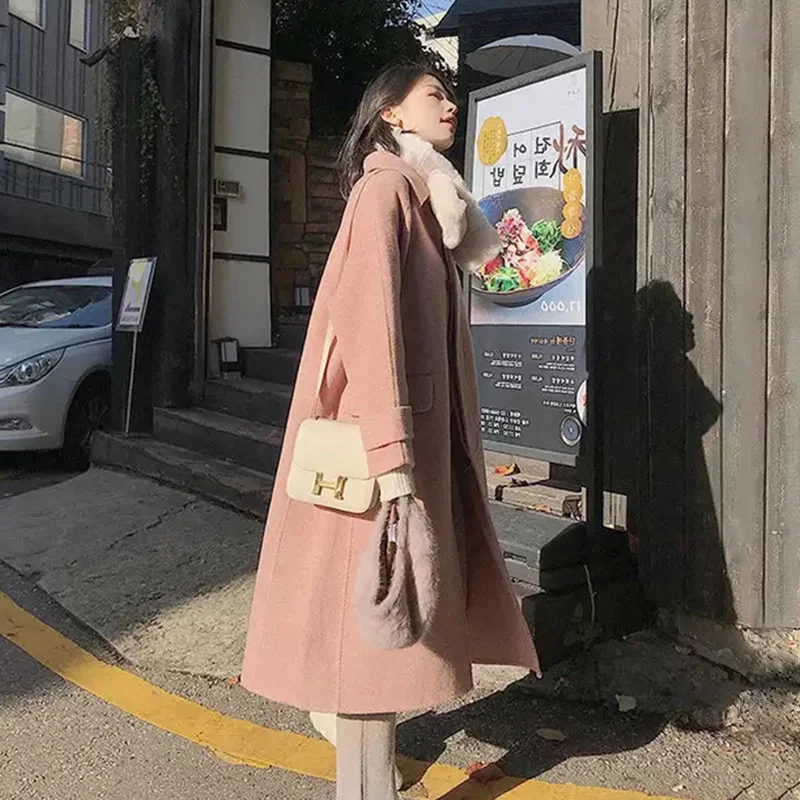 Женское элегантное длинное зимнее пальто розовое милое шерстяное в Корейском