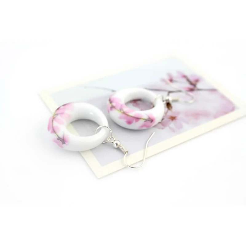 Высококачественные керамические Эффектные серьги капли с цветком высокое