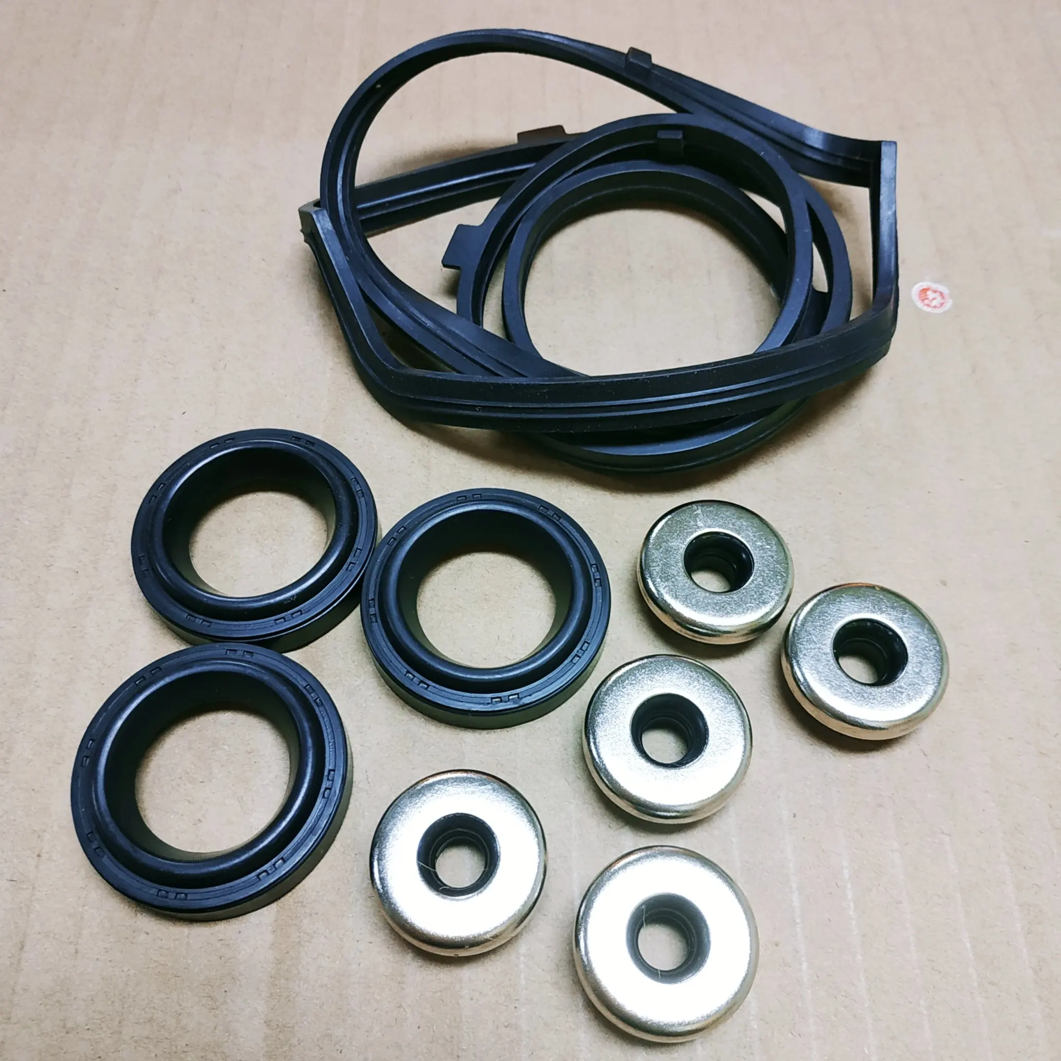 Комплект набивки крышки клапана с автоматическим датчиком OEM 12030-R70-A00 12030R70A00 |