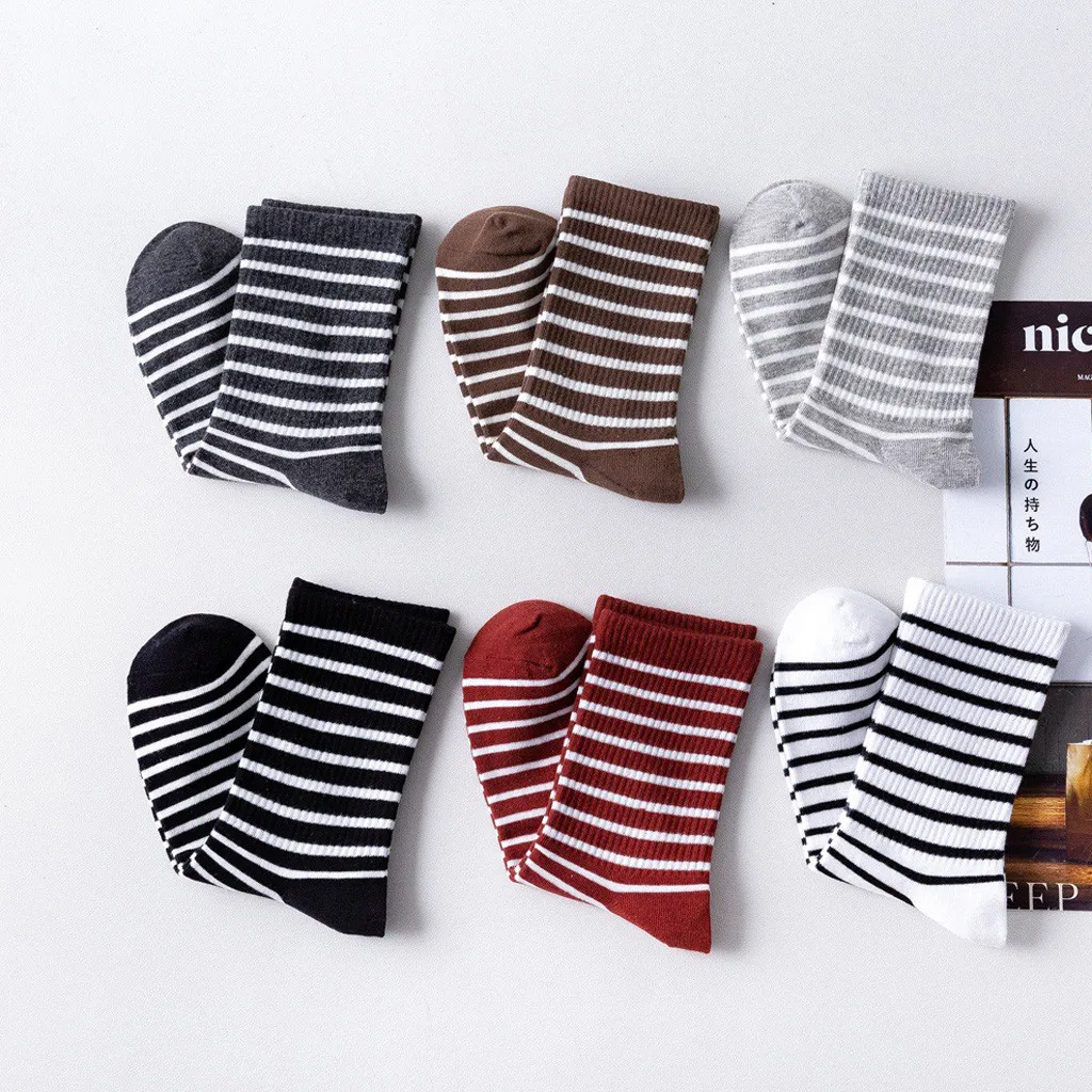 Спортивные носки для велоспорта тенниса женщин и девушек модные в полоску с