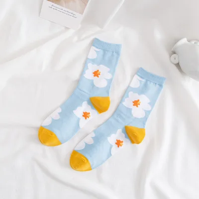

New winter flower printed women socks Patchwork colorful harajuku kawaii women skarpetki damskie cotton kobieta skarpety mujer