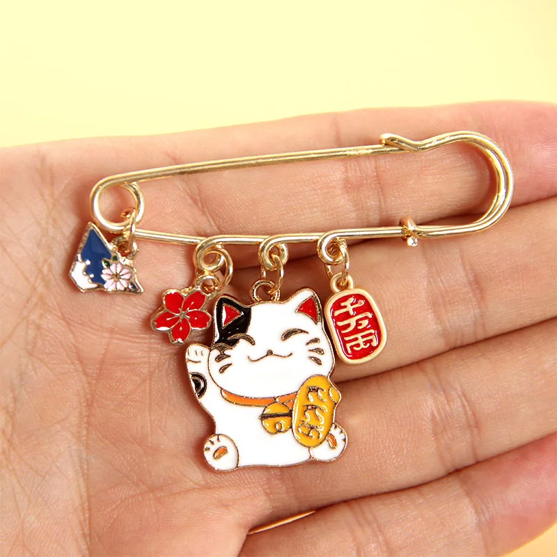 Брошь в виде накидки с эмалью|Броши| |