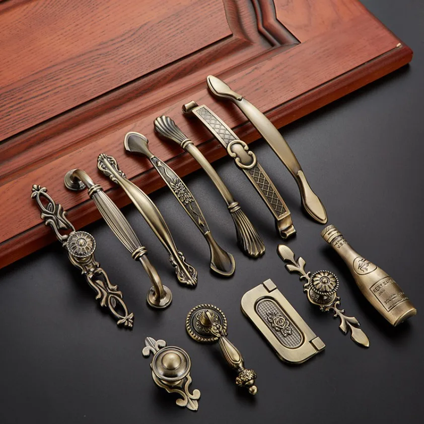 

Antique Handle Knob Furniture Handle Kitchen Cabinet Handle Drawer Handle Pulls Zinc Alloy Cupboard European Handles YH2276