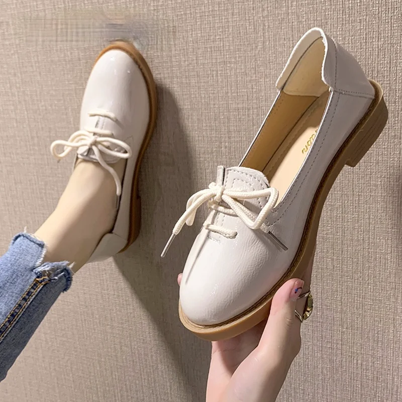 

2021 New Spring Classic Women Derbies British Patent Leather Round Toe Oxfords Flats Casual Ladies Lace-up Creepers Shoes