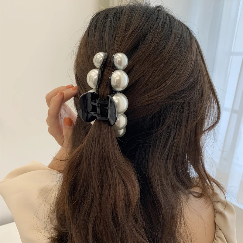 

Big Pearls Hair Clip Claws Oversize Small Tiktak Hair Accessories for Women Korean Black White Barrette 2021 New
