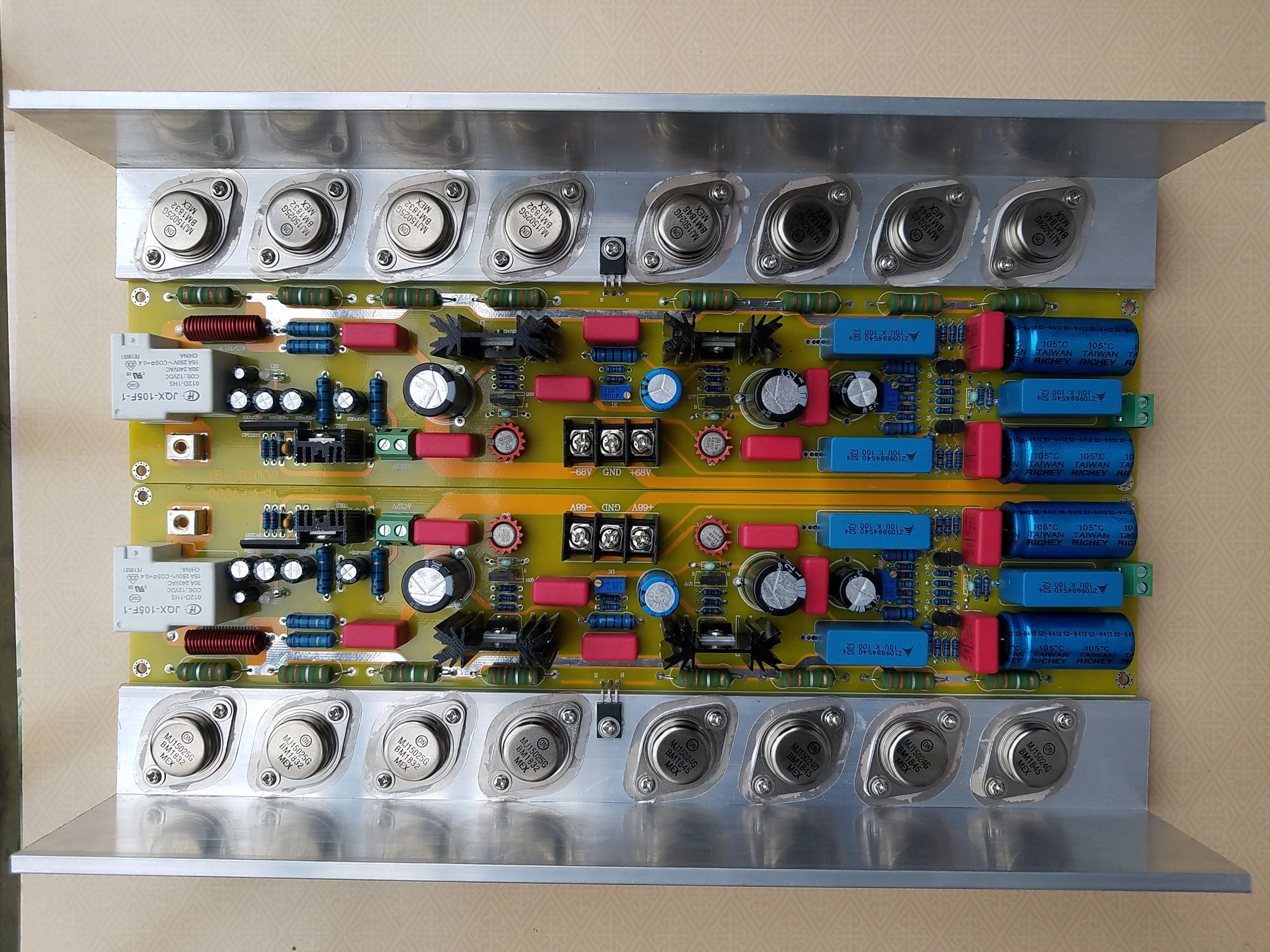 

2pcs YBA-P1000 Flag Pretty Power Amplifier Board