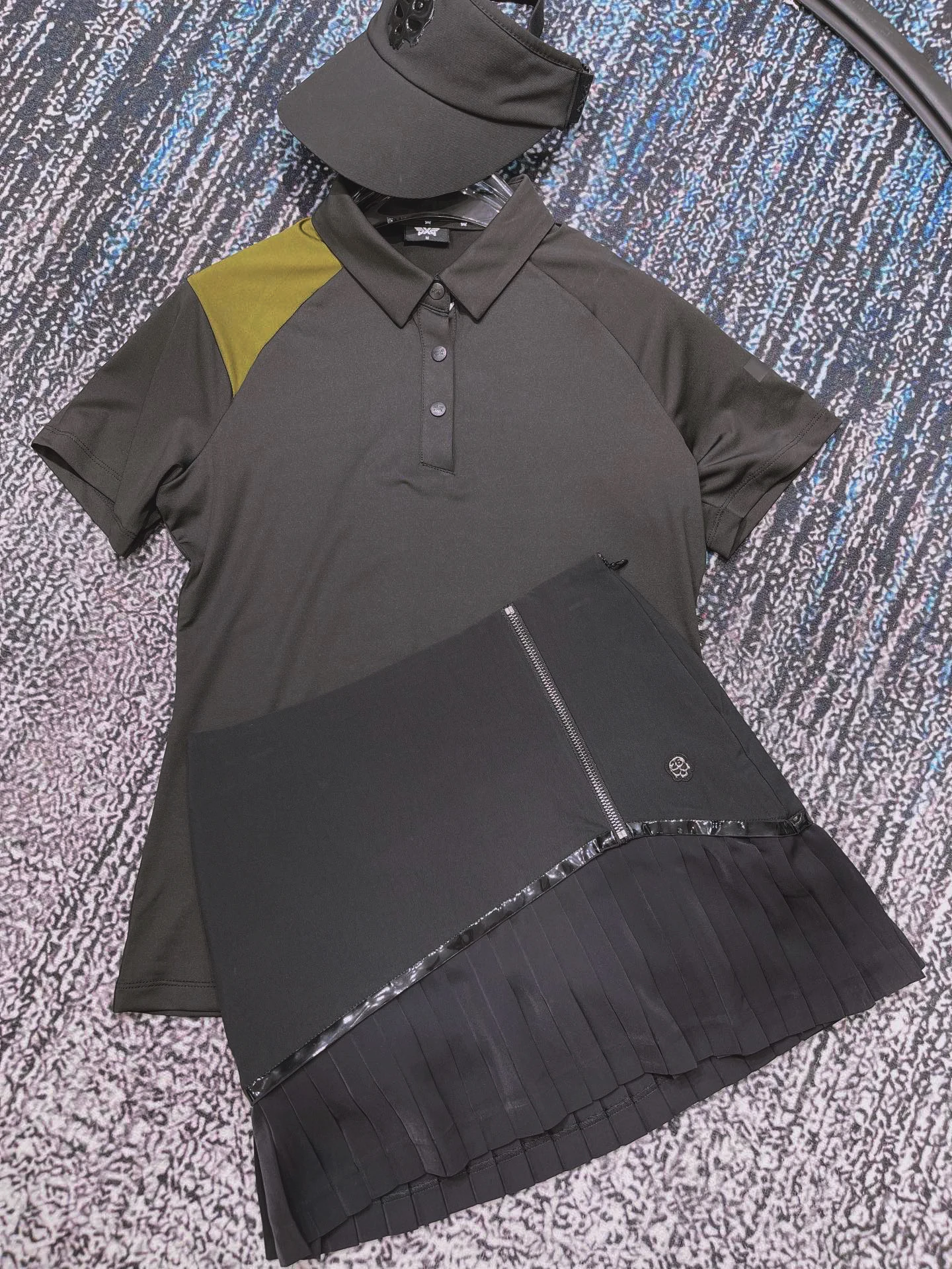 

Fashion Ladies Golf Short Sleeves Women's Golf Polo Shirts And Skirts For Set
