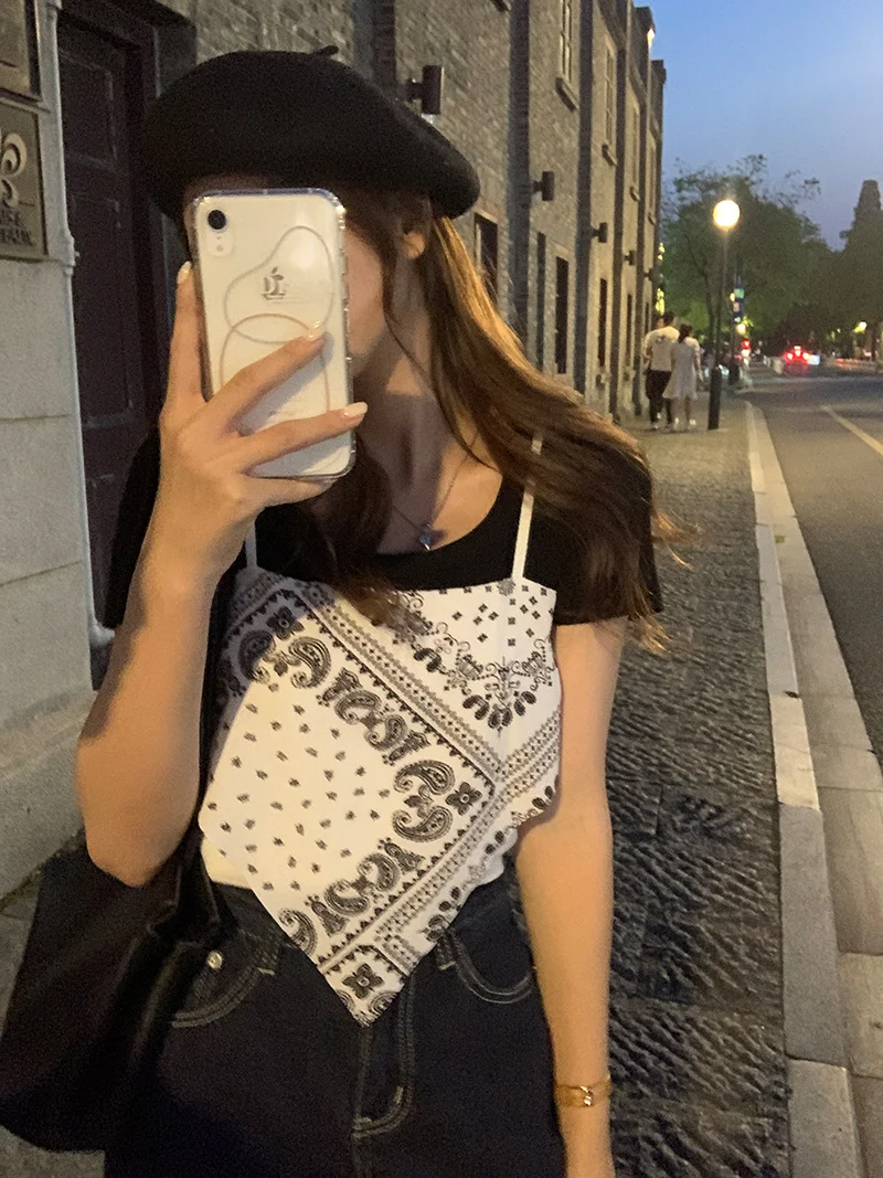 Футболка женская однотонная с коротким рукавом и круглым вырезом 6 цветов |