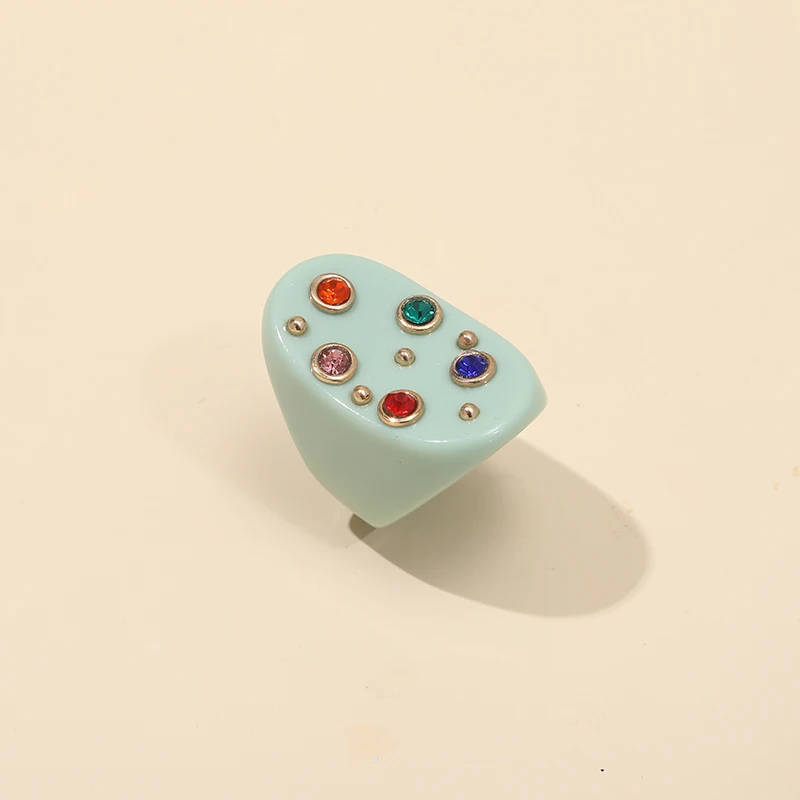 

Fashion Acrylic Korea Rhinestone Rings for Women 2021 Resin Big Crystal Finger Ring Girls Vintage Female Beautiful Punk Jewelry