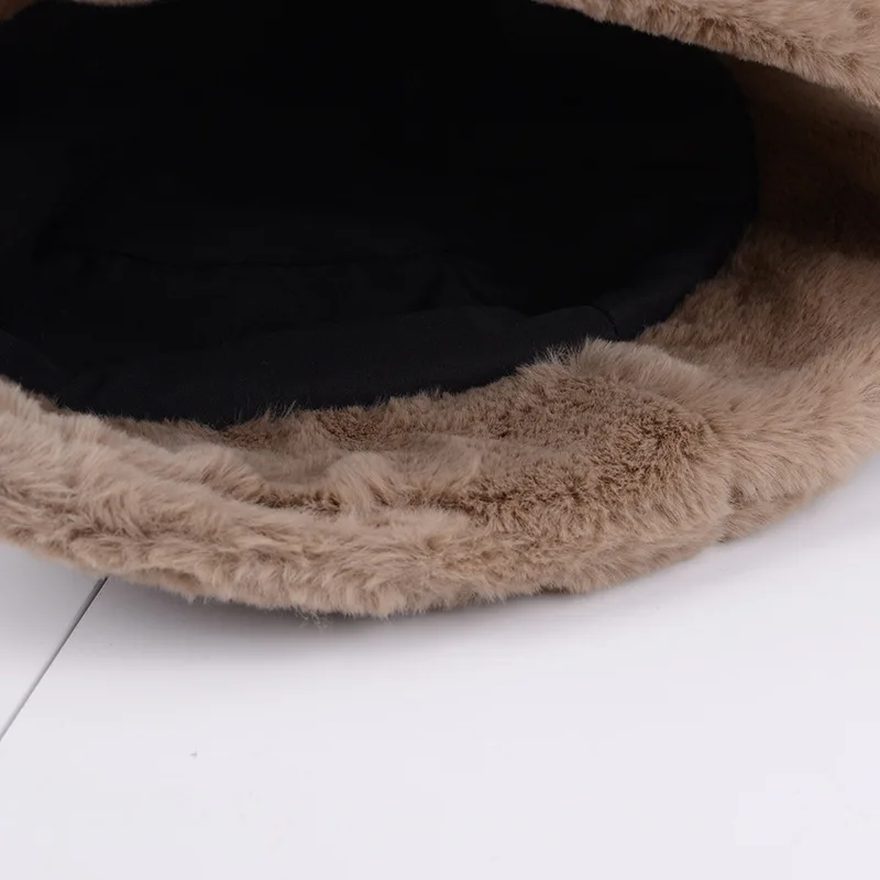 Панама женская бархатная с искусственным кроличьим мехом теплая шапка-леопард