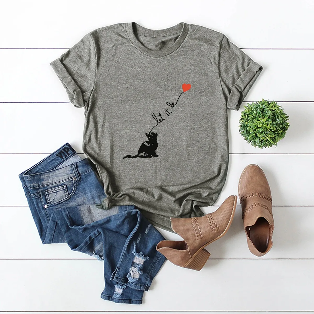 

Streetwear Lady Top Cartoon Heart Cat Print Women T-shirt Large Size Cotton Short Sleeve Loose Tshirt Harajuku Graphic Tee Shirt