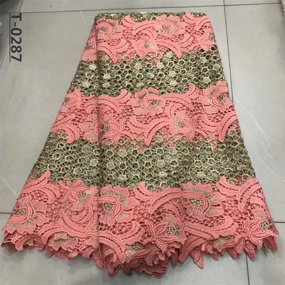 Приятное для кожи высококачественное аккуратное вышитое гипюровое кружево