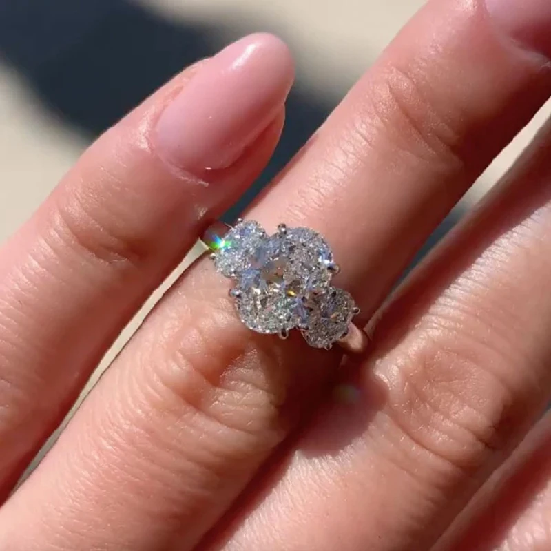 

Knobspin Luxury 100% 925 Sterling Silver Wedding Rings For Women 8*11mm High Carbon Diamond Party Fine Jewelry Wholesale