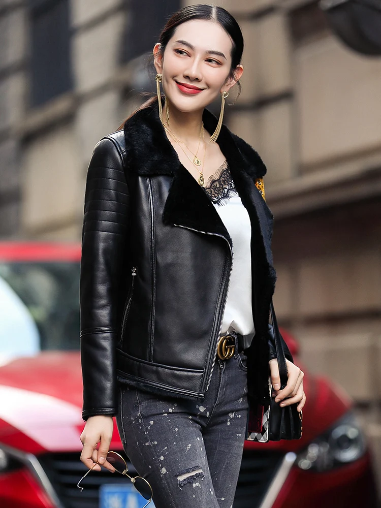 Уличная куртка с натуральным мехом Женская из натуральной кожи 2020 зимняя овечьей