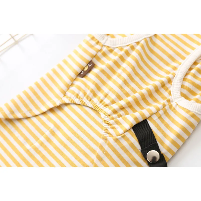 Джинсовый жилет с вышивкой для маленьких собак в полоску | Дом и сад