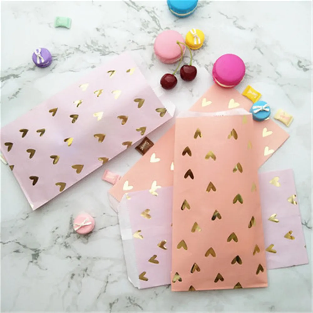 

25pcs Bronzing Heart Print Paper Bags Party Favor Candy Bakery Gift Packaging Bags Valentines Day Wedding Baby Shower Decoration