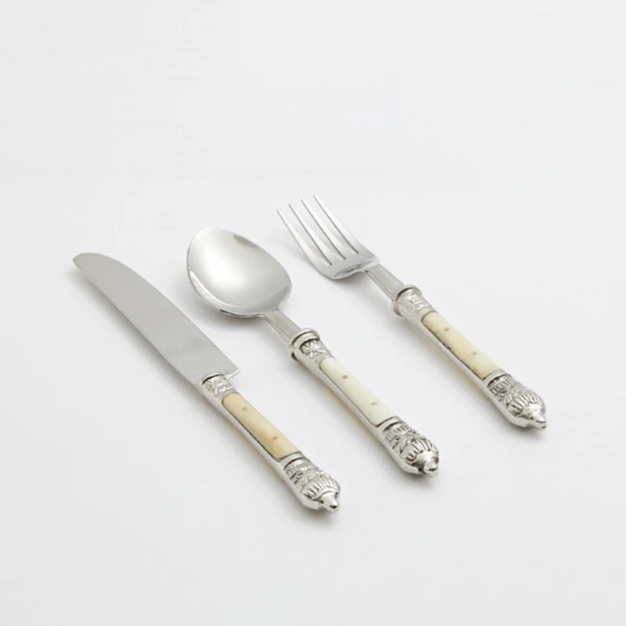 

Vintage European Style Stainless Steel Dinnerware Set Luxury Dining Table Set Spoon Fork Knife Vajilla Household Utensils DX50