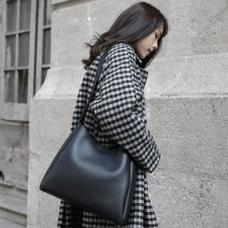 

100% Genuine Leather New Fashion Simple Large-capacity Bucket Bag Wild Retro Shoulder Diagonal Handbag Crossbody Bags for Women