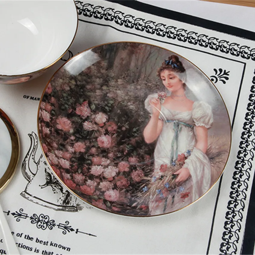 Набор кофейных чашек с рисунком в европейском стиле|Чашки и соусницы| |