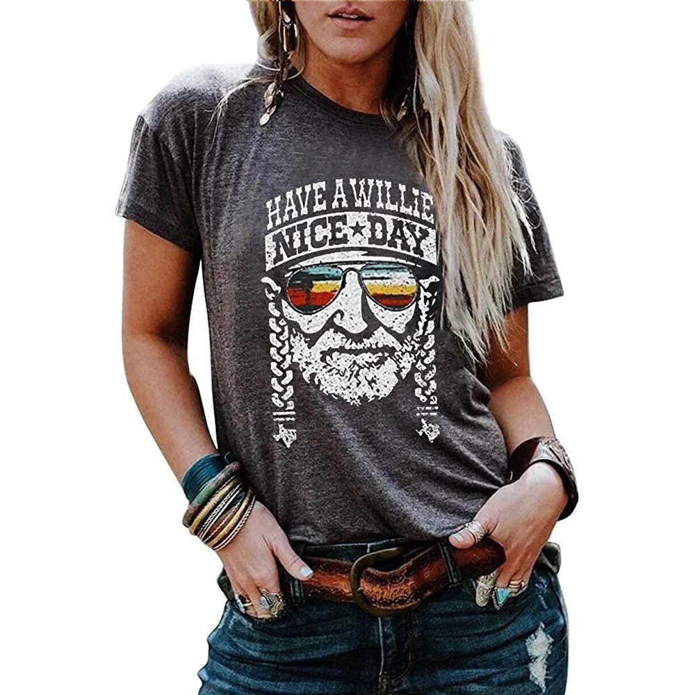 

Carney blouse have a Willie nice day print crew neck