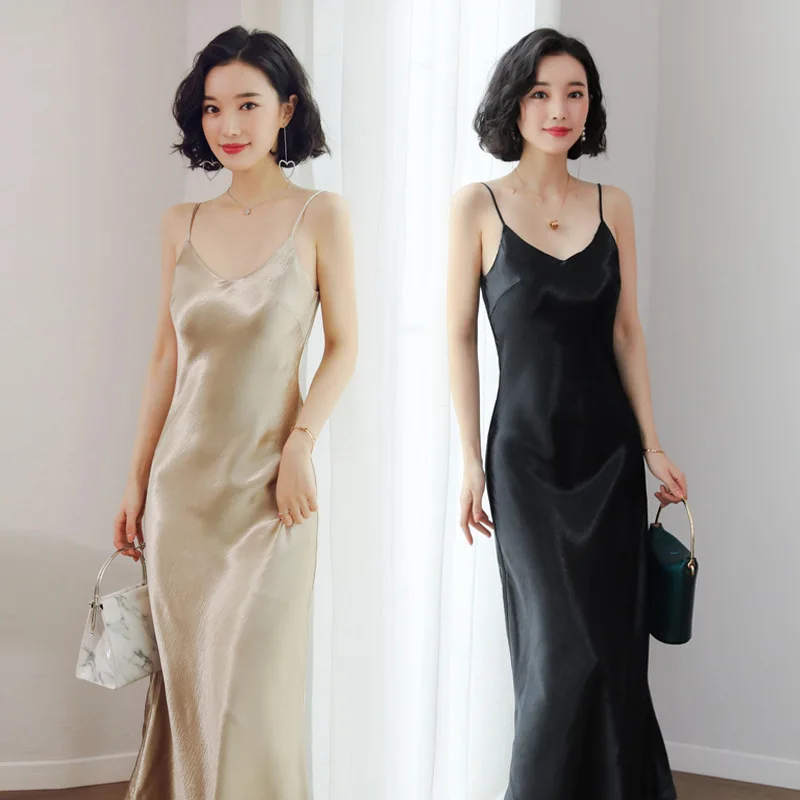 Женское атласное платье на тонких бретелях весну и лето | Женская одежда