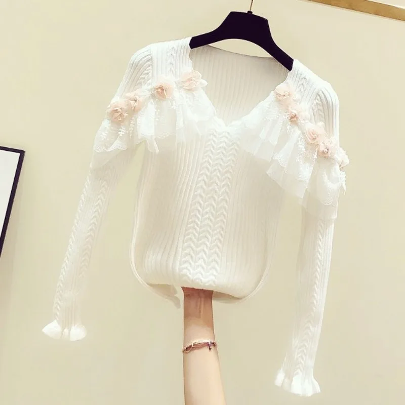 Autumn and Winter V Neck Sweater Women 2019 New Korean Lace Flower Decoration V-neck Long Sleeve Knitwear Blusas Femme | Женская одежда