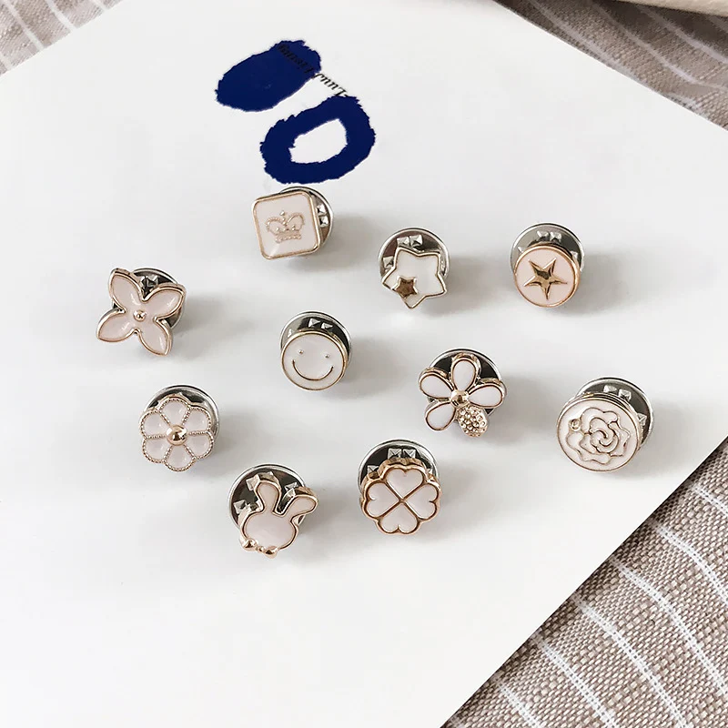 

10Pcs Prevent Accidental Exposure Buttons Brooch Pins Badge S55
