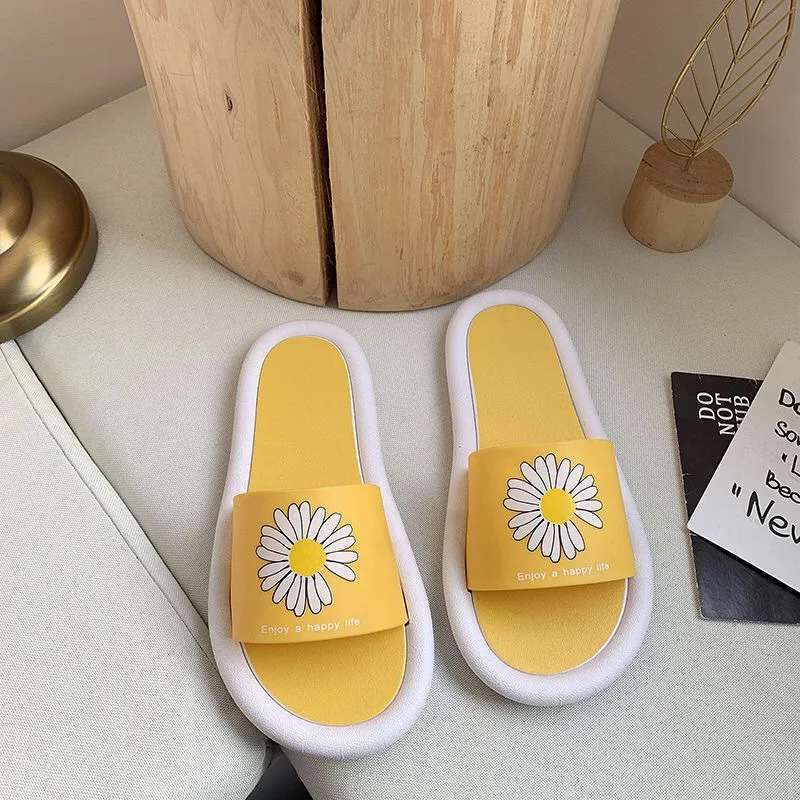 

Women Slippers Summer New Small Daisy Flat Slippers Home Slippers Outdoor Wear Flip-flops Cute Printed Non-slip Slides