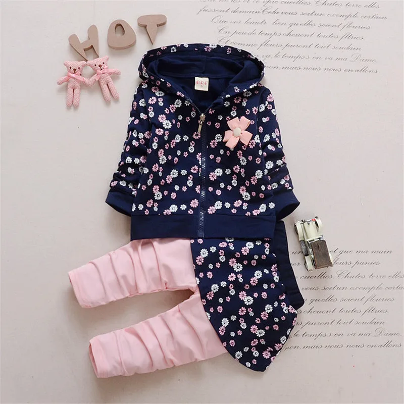 Весенний детский комплект одежды для девочек детская одежда с цветочным принтом